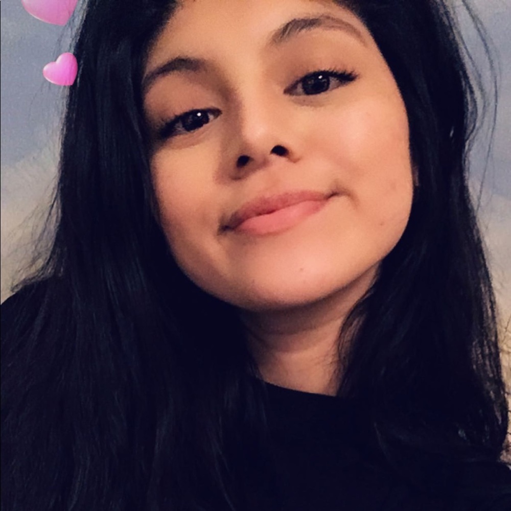 Meet your Posher, Reyna
